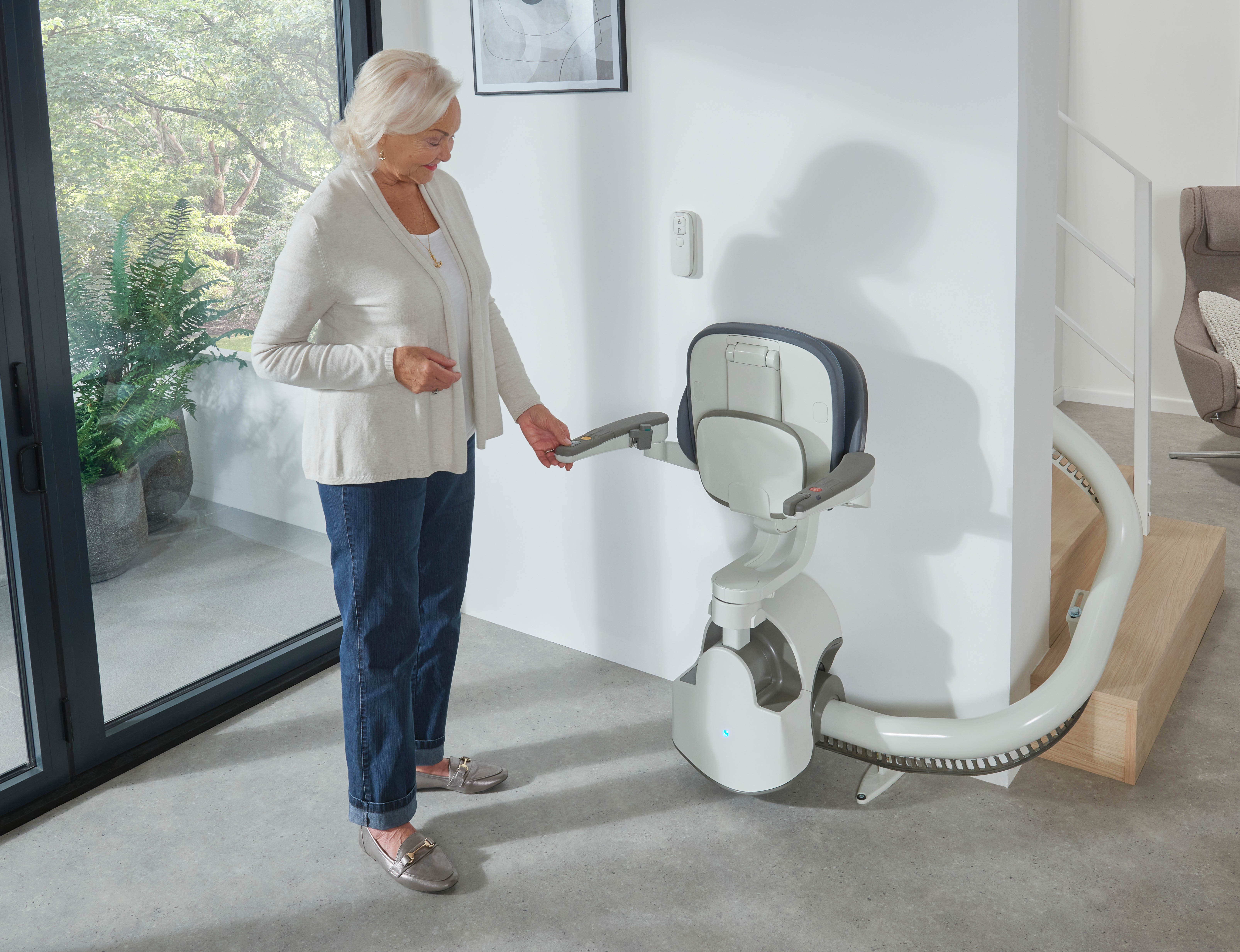 Flow X Curved Stairlift